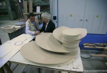 y tavolino da salotto Fiore costruzione