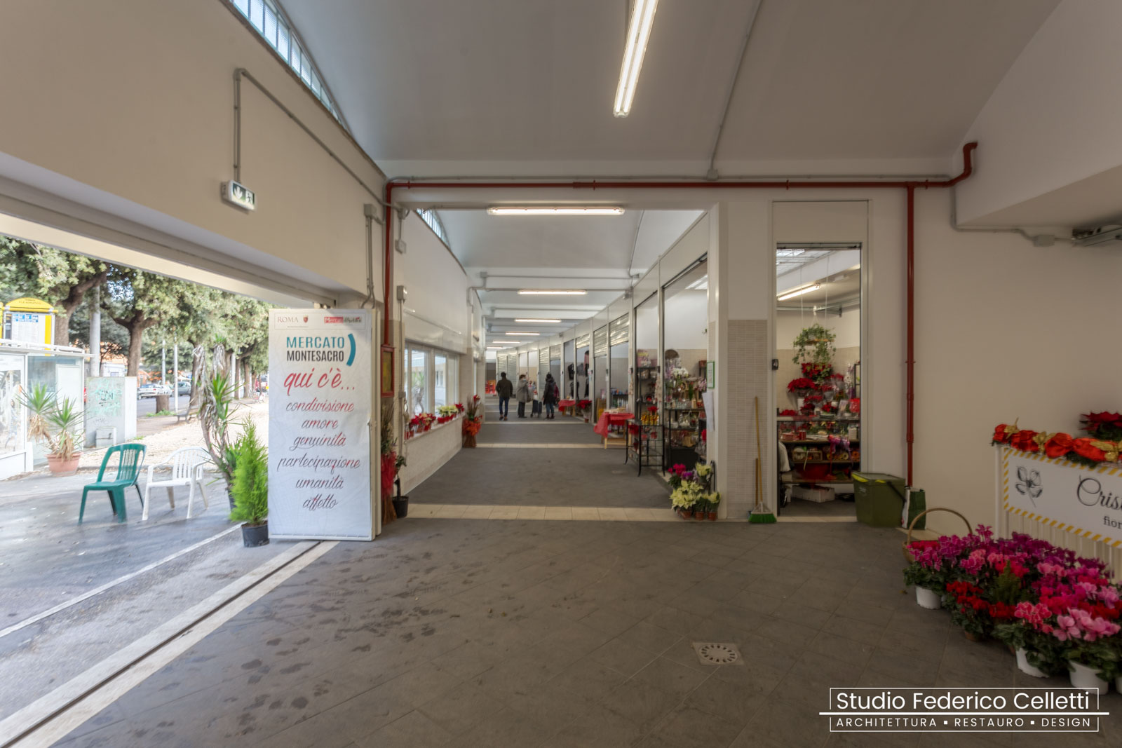 Mercato Montesacro interno ingresso dopo i lavori